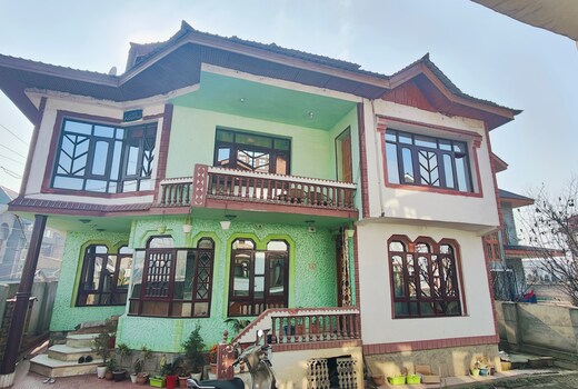 Khan Villa
