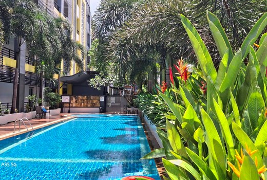 SB Living Place Hotel Phuket Town