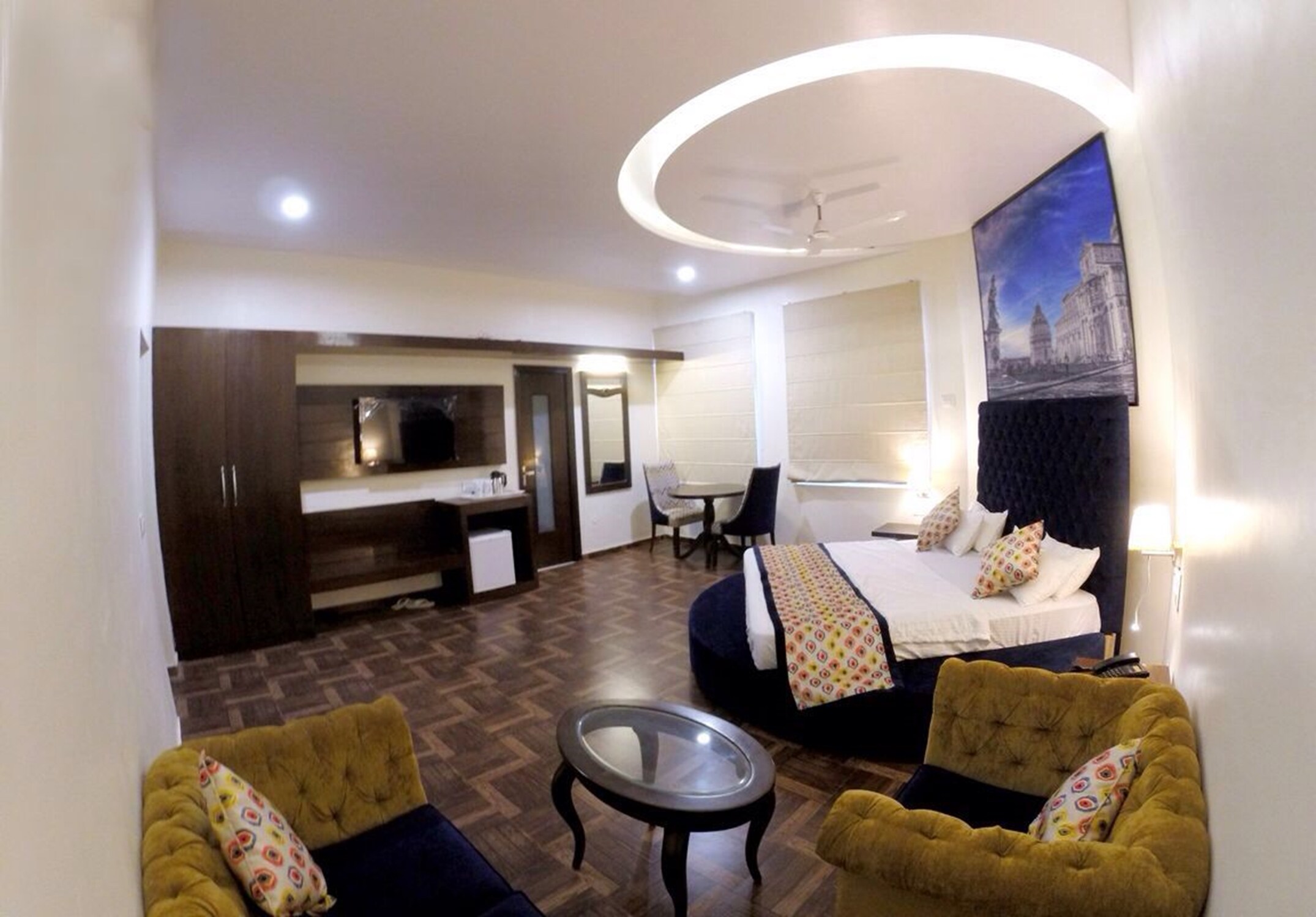 Hotel Heavens View