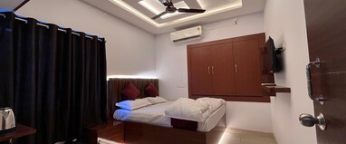 THE PEARL TOWER LODGE