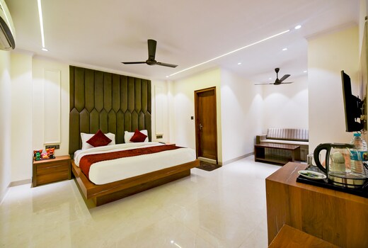HOTEL SURYA PLAZA
