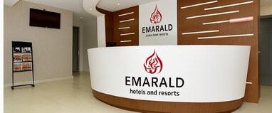 Emarald Plaza Inn