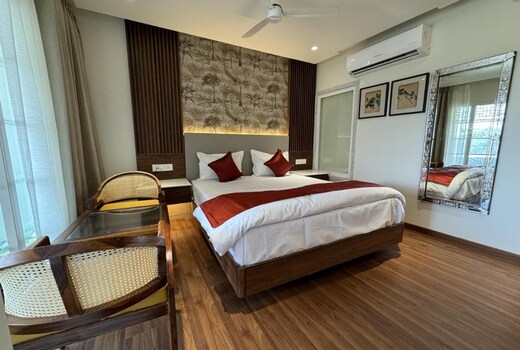 Sky Suites By The Lazy Host