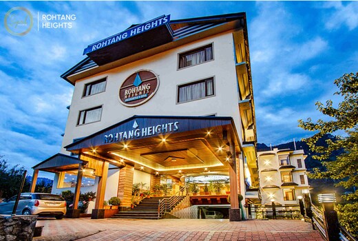 TRIBHAV Rohtang Heights ( A Mountain Resort with Rooftop Lounge & Apple Orchard Views )