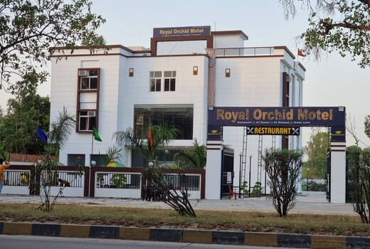 Royal orchid motel