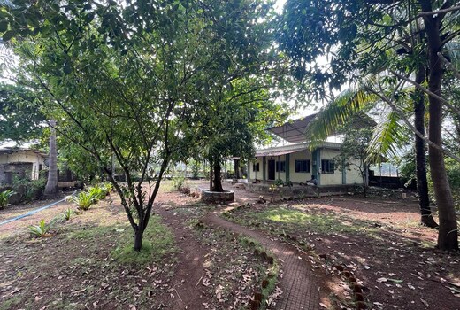 Shinde Farmhouse