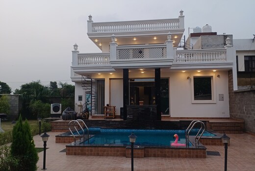 Greystone villa