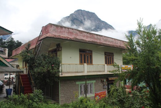 Golden Rays Paying Guest House