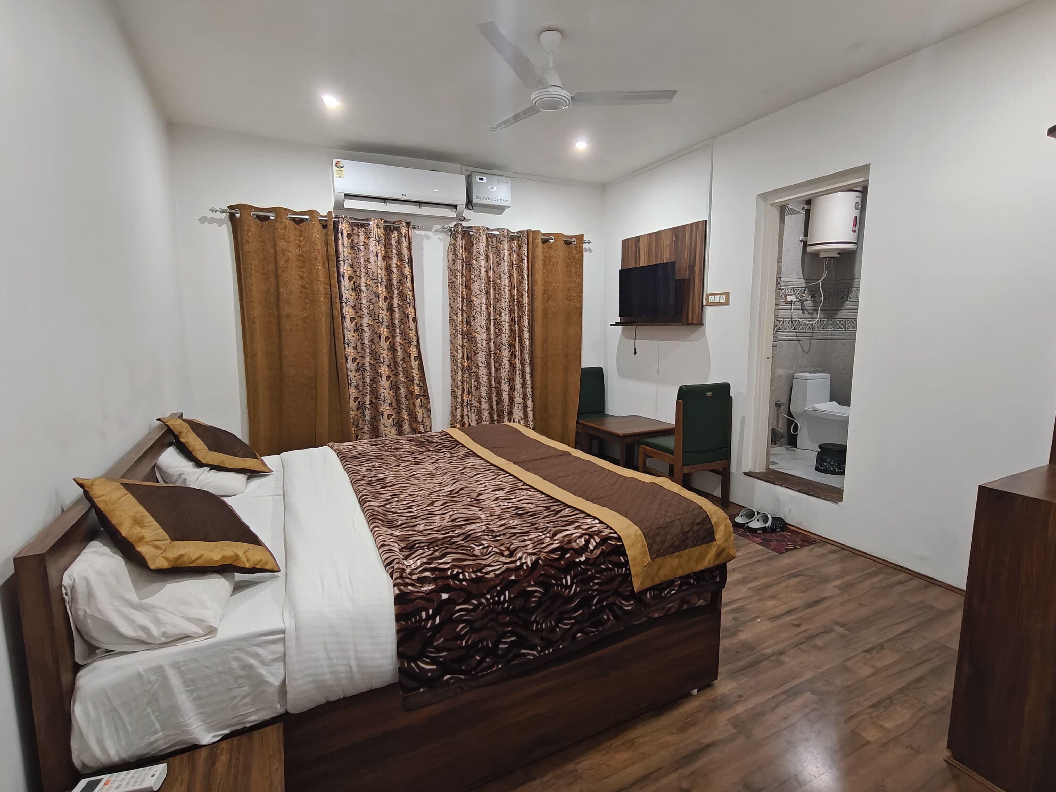 Savera inn Resort