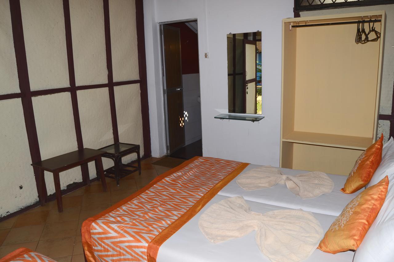 Banani Resorts