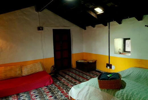 Ballu homestay Monal
