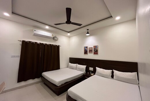 Hotel Krishna Inn