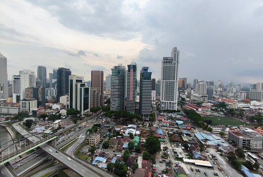 Summer Suites KLCC by CozyNest