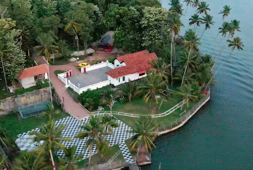 The Paro Homestay Ashtamudi