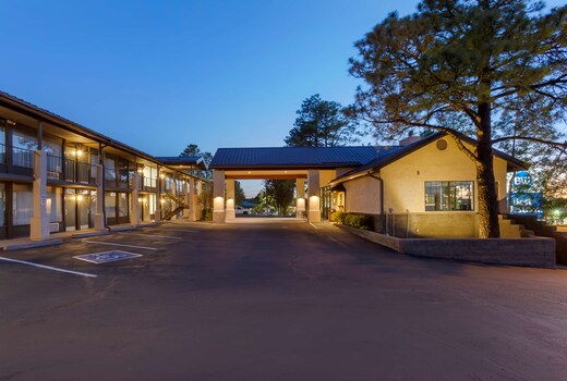 Best Western Paint Pony Lodge