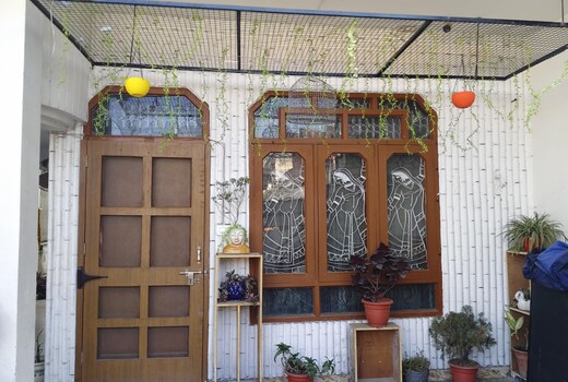 Gunkrit Residency