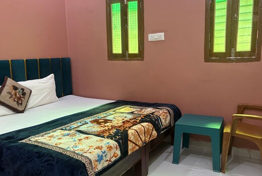 Hotel Vachi Villa