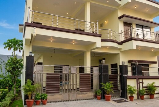 Homestay & Short Vacations