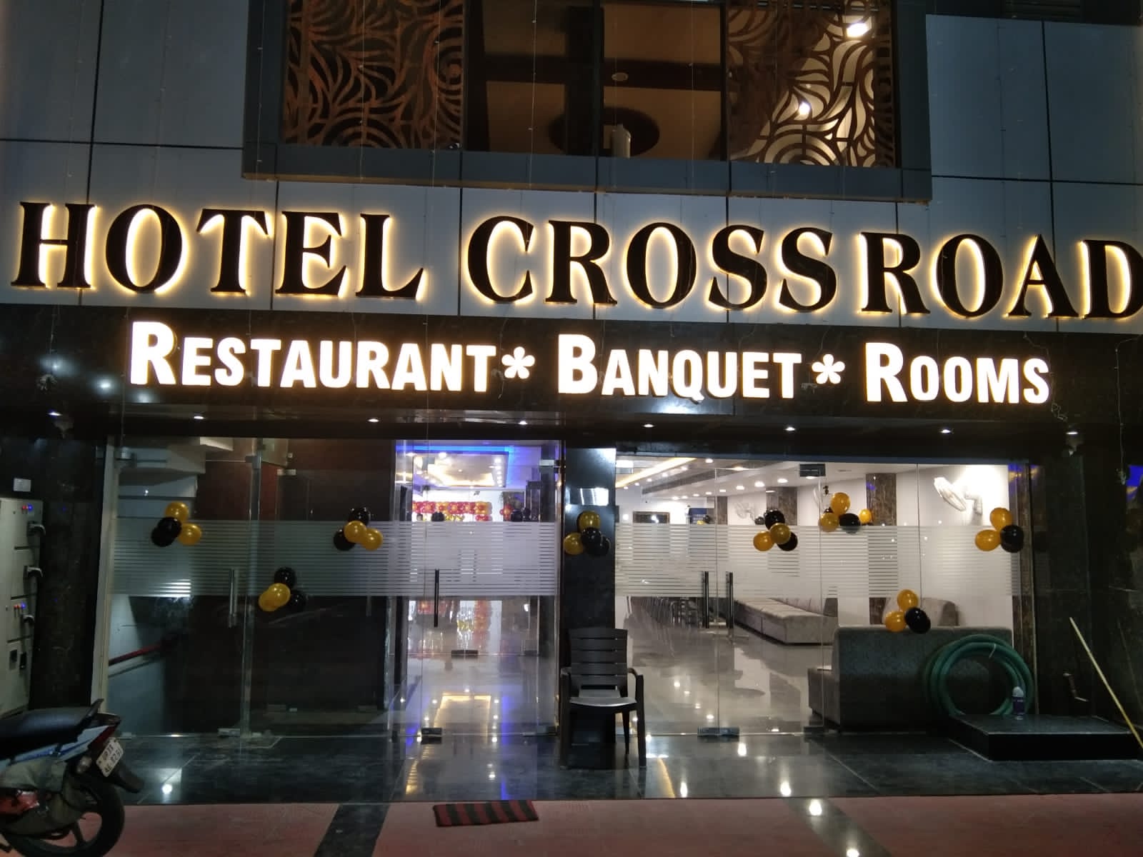Hotel Cross Road Unnao