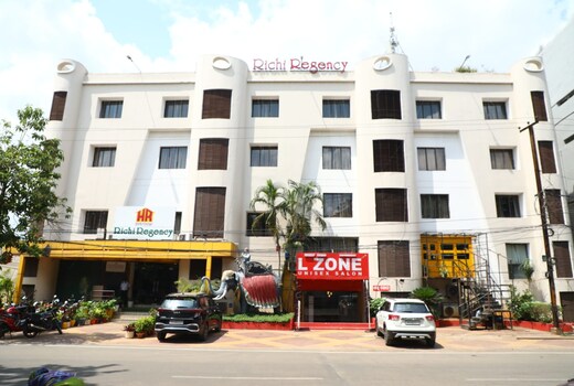 Hotel Richi Regency