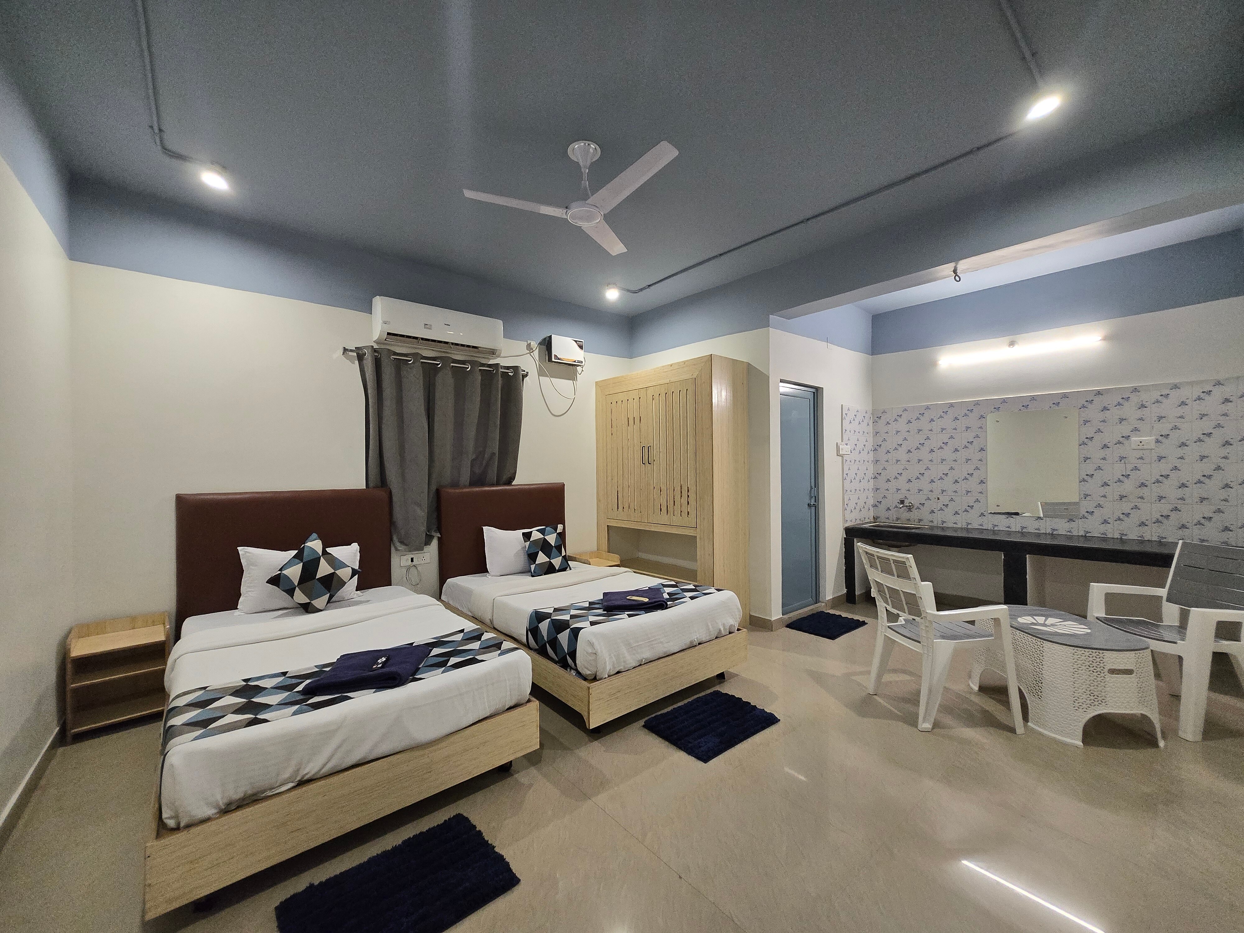 Clover Connect (Near DLF Cyber City,TCS Infocity)