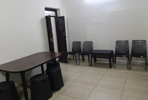 Srinivas Pleasant Stay