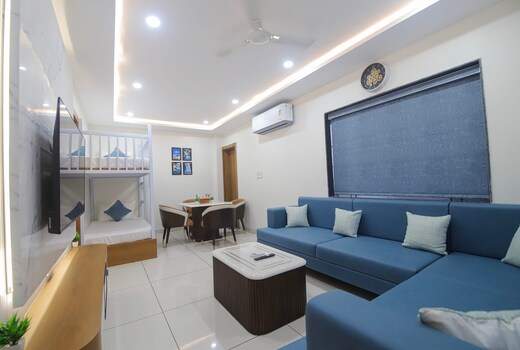 JAL: By Shivansh- The Corner House