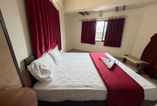 Hotel Sai Palace
