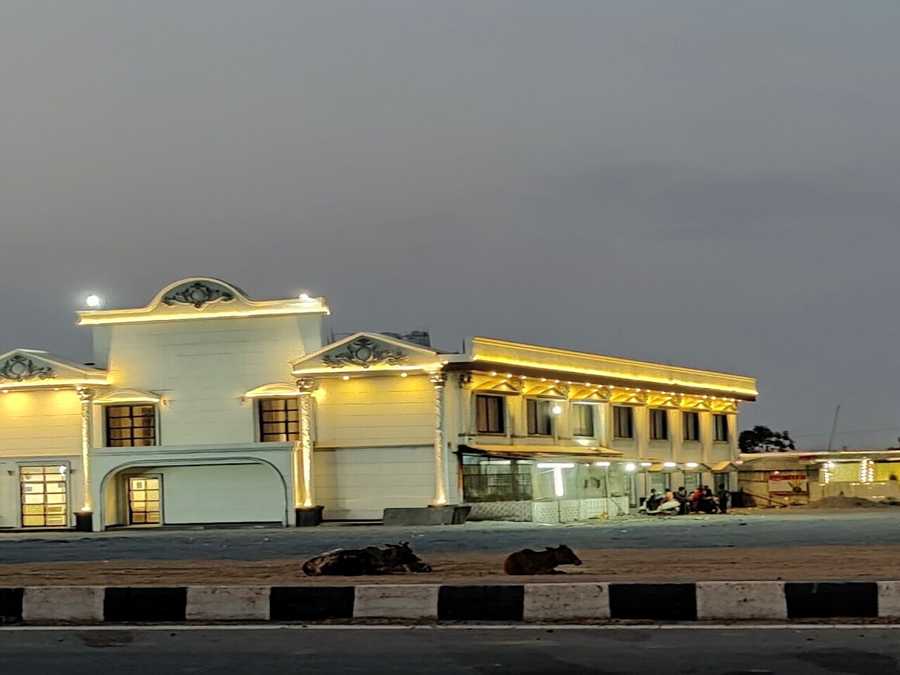 HOTEL SHAN-E-PUNJAB NH53