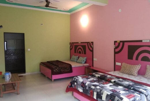 Pari restaurant & guest house