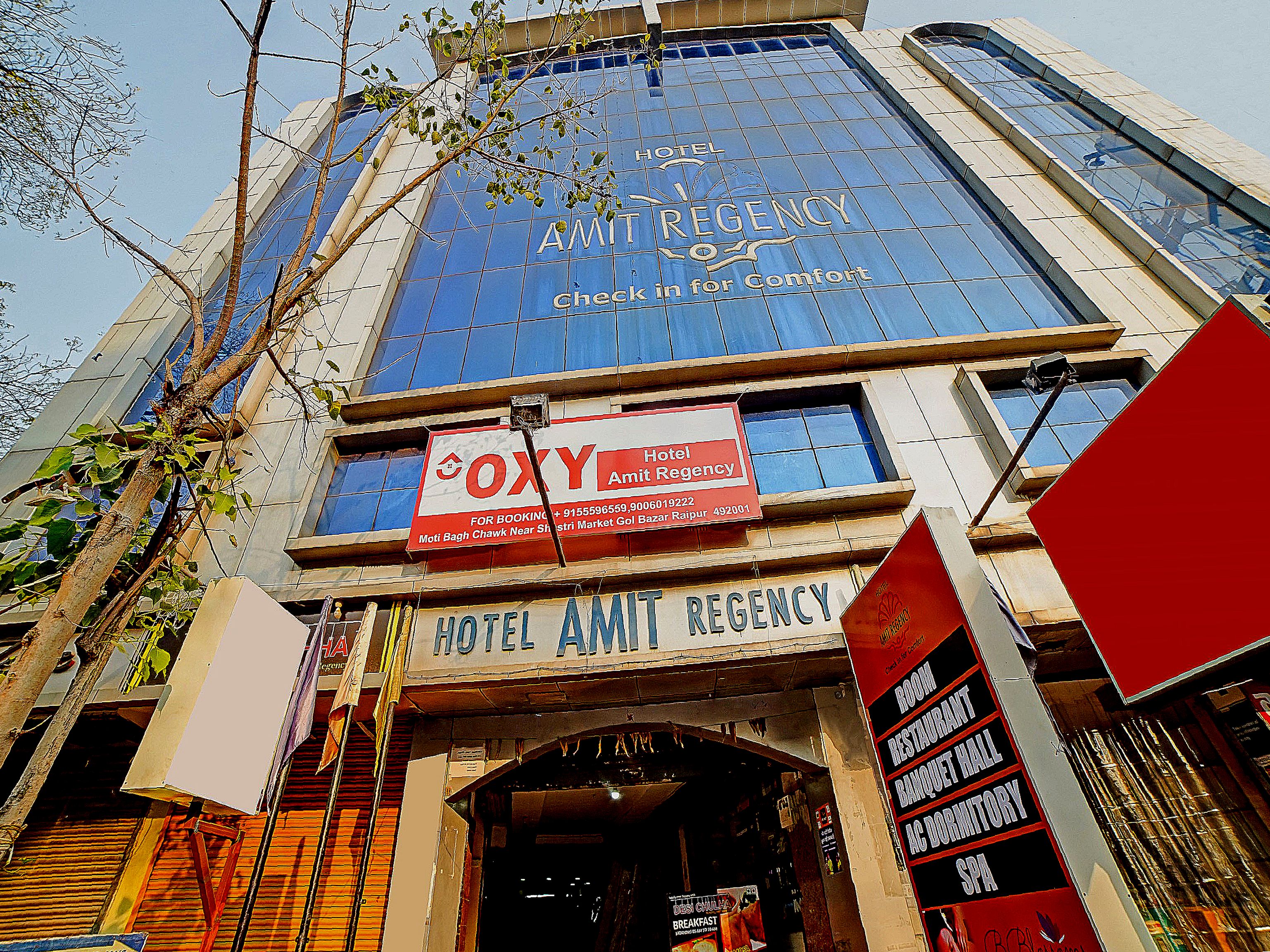 Capital O Convivial Hotel Amit Regency