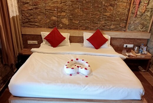 Krishna Hilltop Resort & Villa