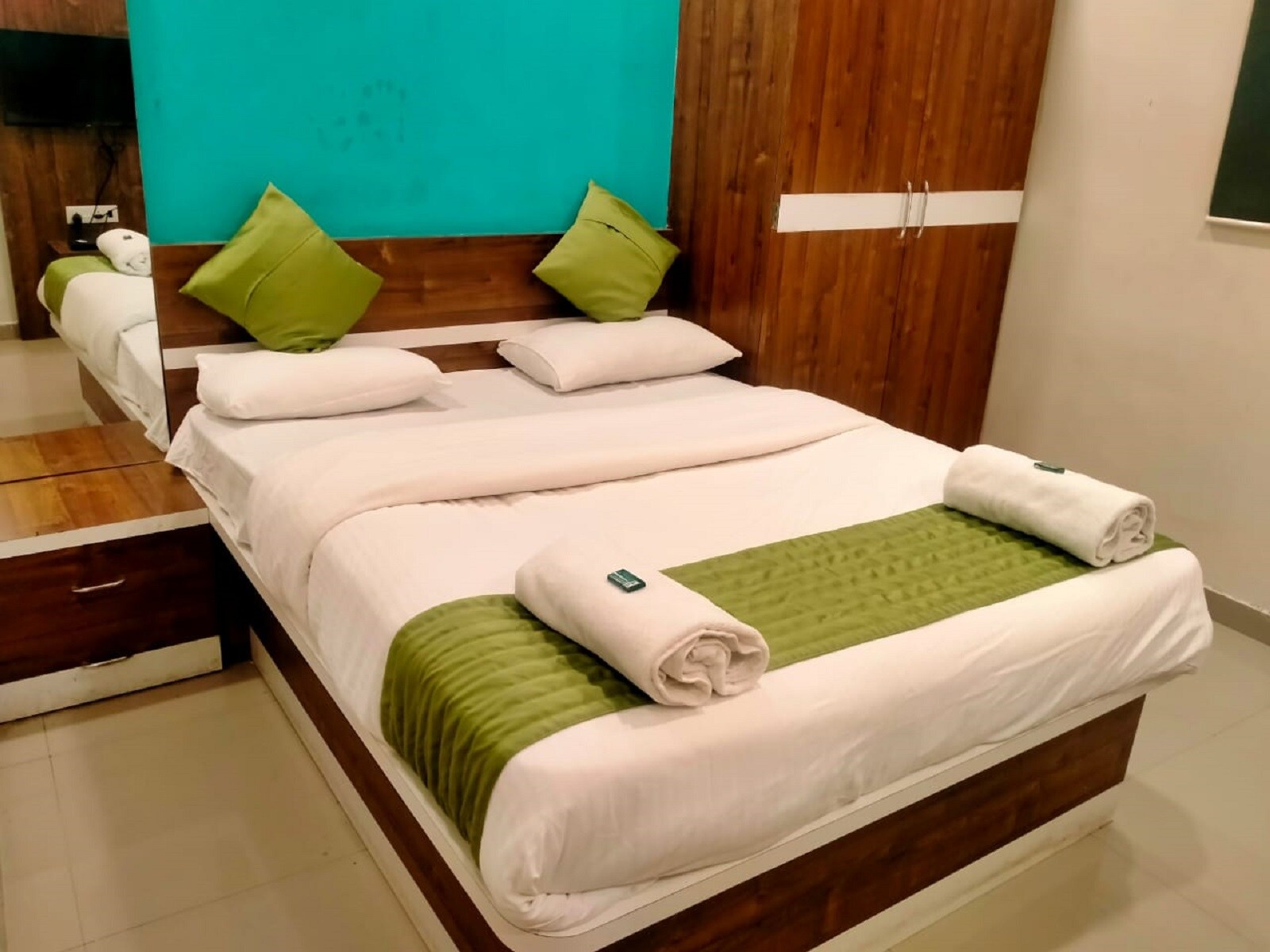 Hotel Sinhagad Leaf