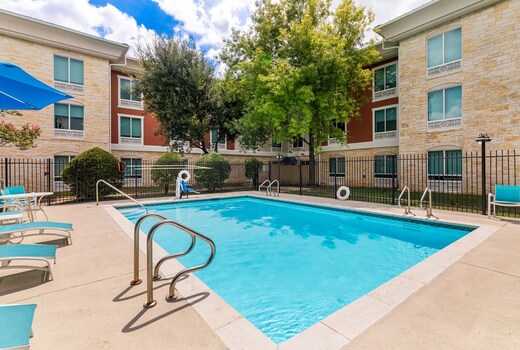 Holiday Inn Express Hotel & Suites Austin - Sunset Valley