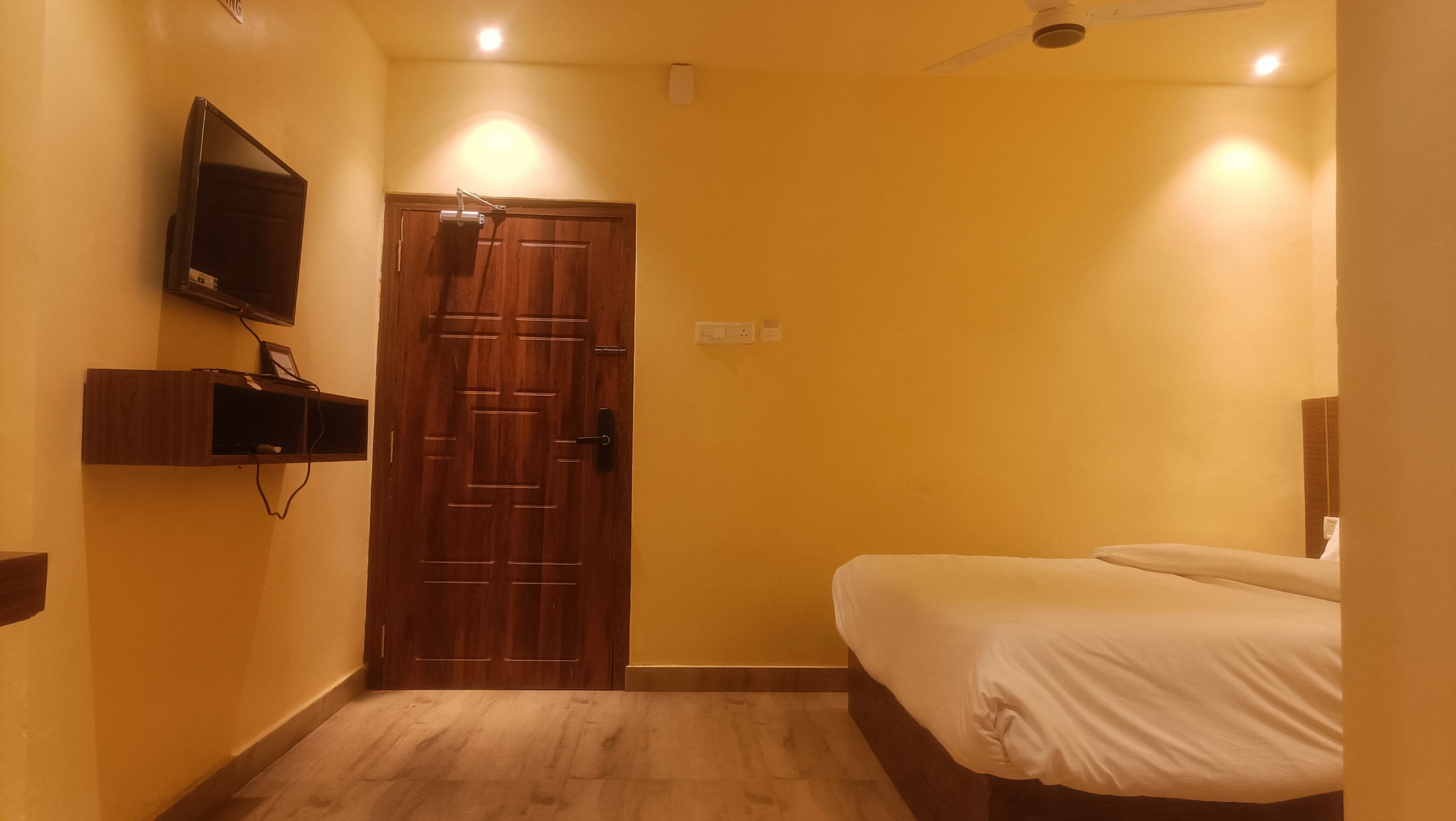 hotel lego