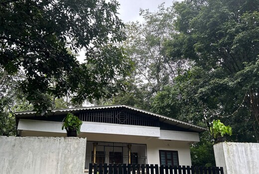 Brahmagiri Service Villa Forestside Escape