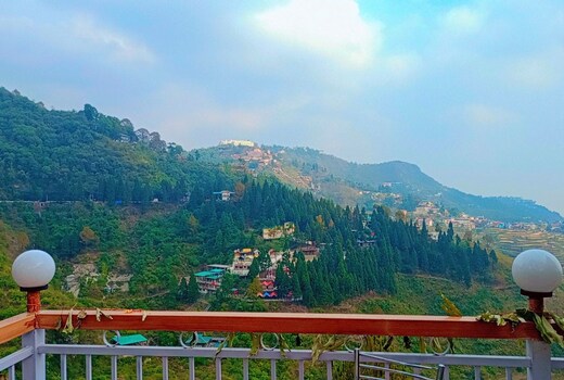 HOTEL THE PINE VILLA MUSSOORIE