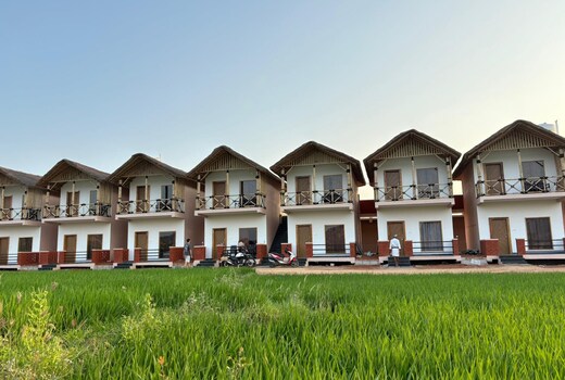 Full moon resort hampi