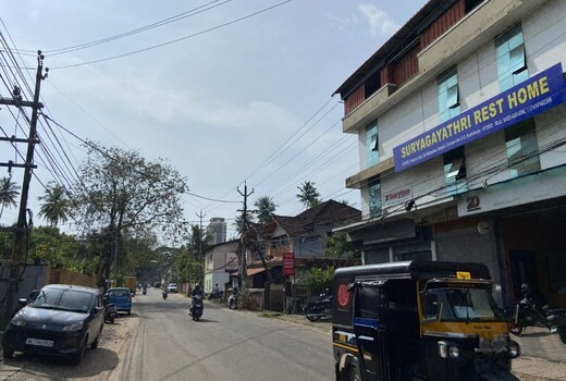 Suryagayathri Rest Home