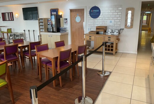 Holiday Inn Express NUNEATON