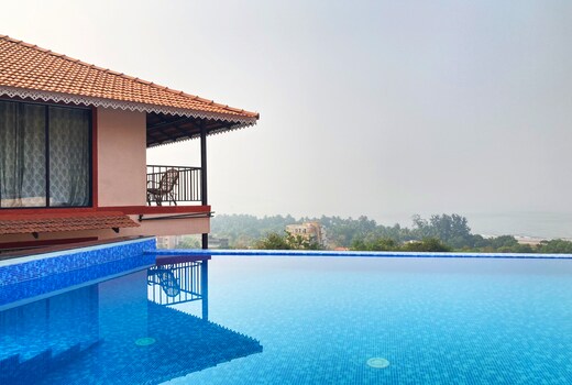 Darya Seaview Resort ladghar