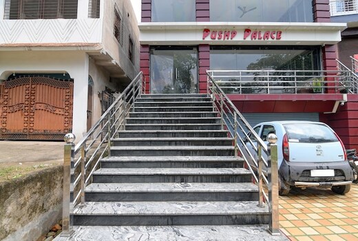 Hotel pushp palace