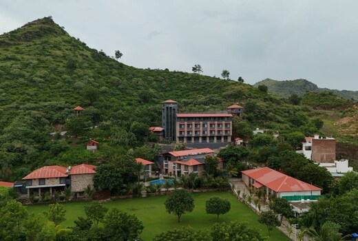The Divine Hills Resort | Suites with Private Pool | Near IIM Udaipur