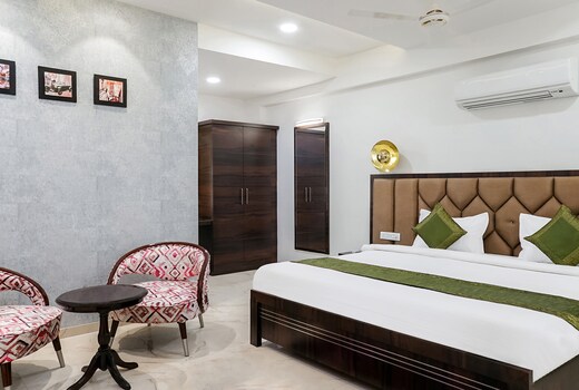 Treebo Hotel A1