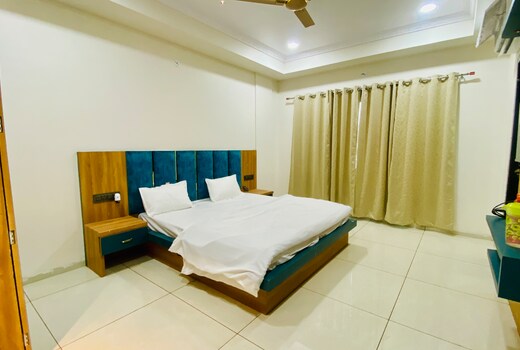 Hotel madhu shree