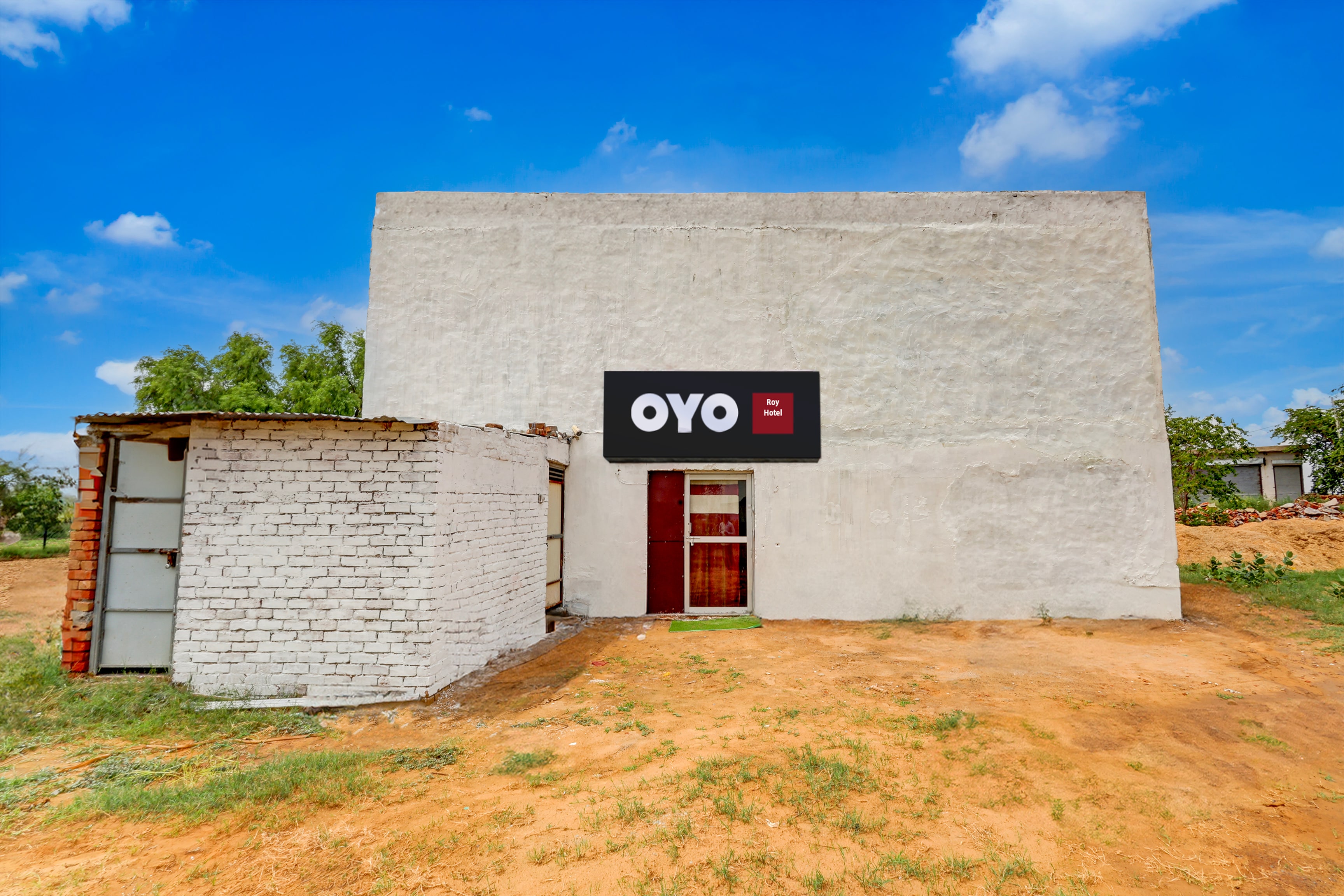 Hotel O Royal