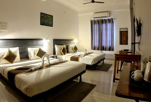 Holidayy Inn