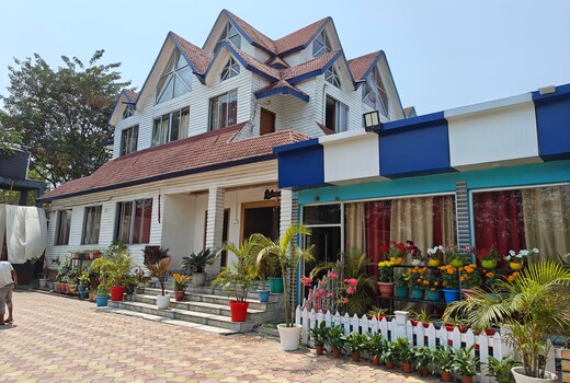 Prashaanti Tourist lodge and Restaurant