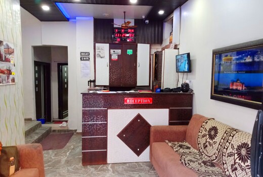 Hotel Puri Grand Amritsar