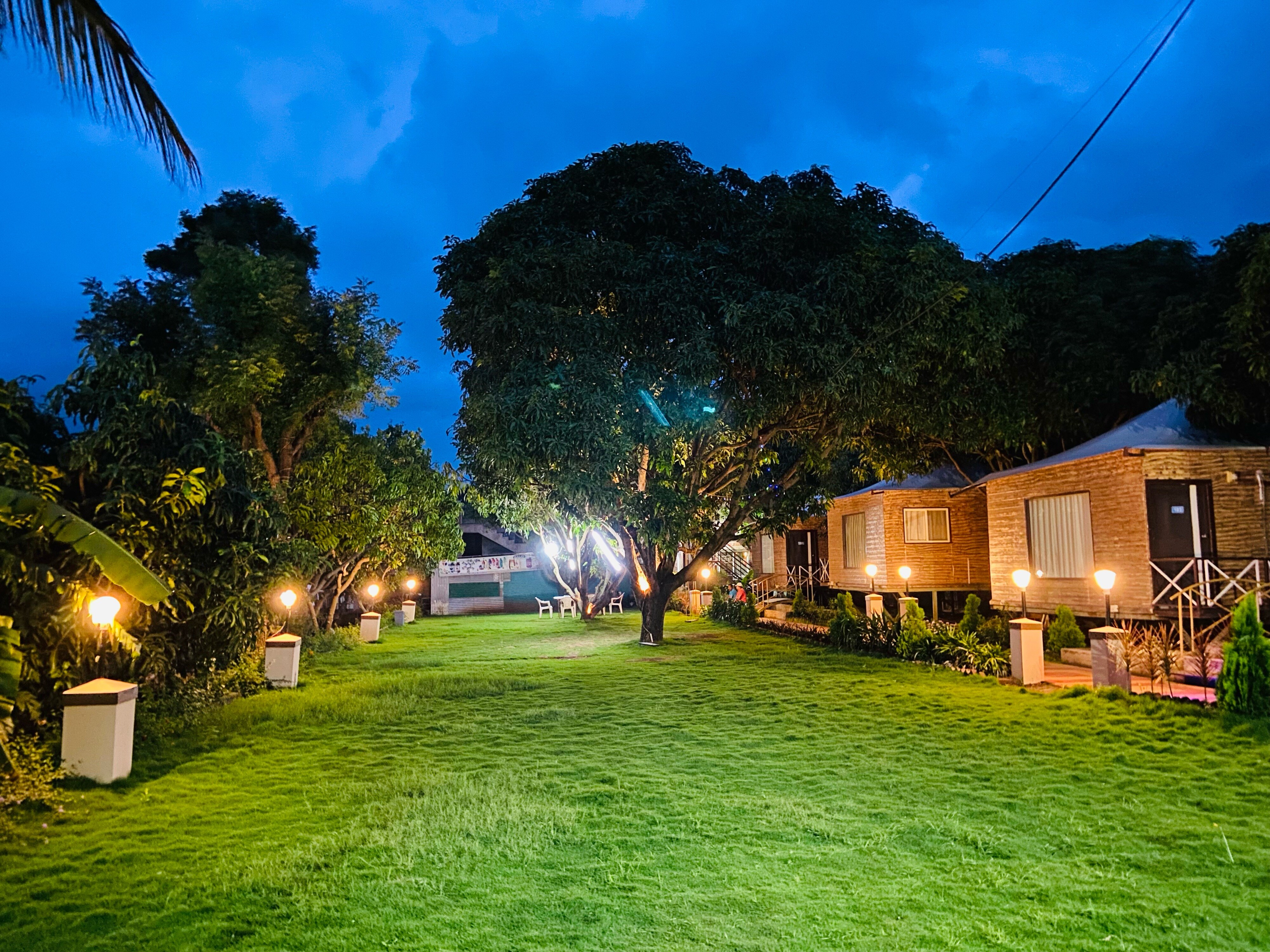 Virasat Resort, Wai